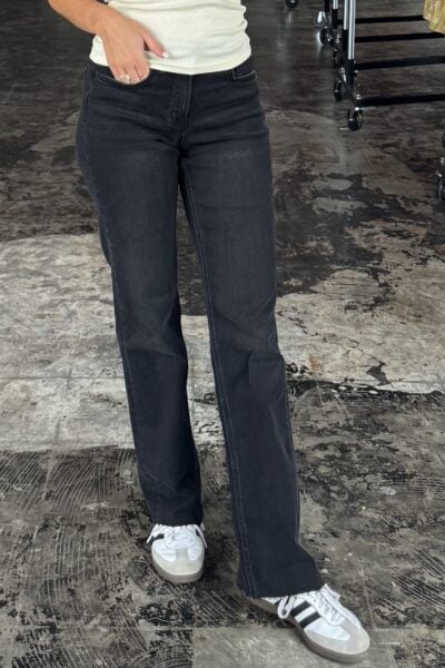 High Rise Ankle Straight Jeans | Black